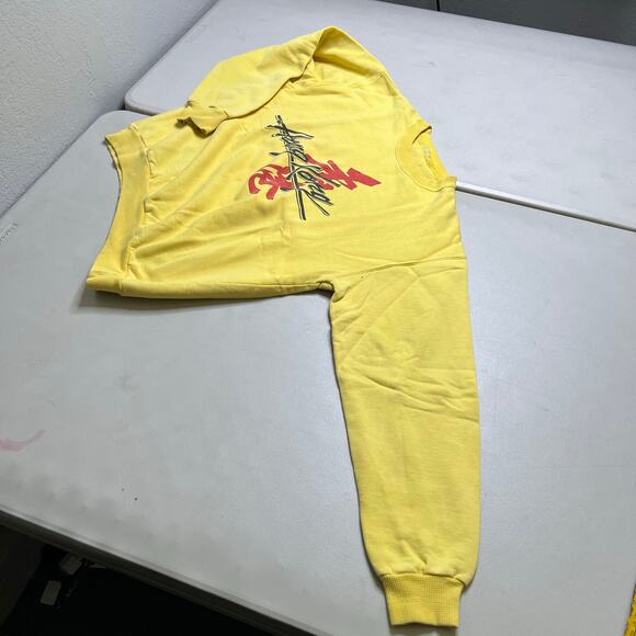 Vintage Hong Kong Graphic Sweatshirt Yellow Pullover Crewneck Mens Large 80s - Picture 2 of 9